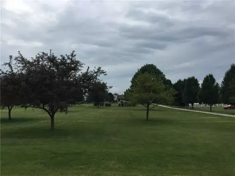 6137 Morris Rd, Springfield, OH 45502 photo 3