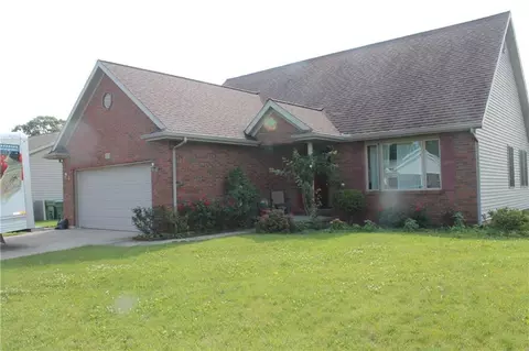 579 Foxcross, Sidney, OH 45365 photo 3