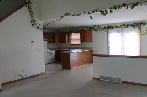 579 Foxcross, Sidney, OH 45365 photo 5