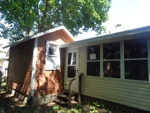 619 Grant St, Springfield, OH 45504 photo 2