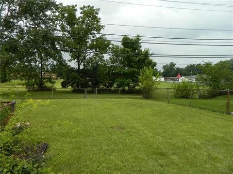 1049 Westmont Dr, Springfield, OH 45503 photo 5