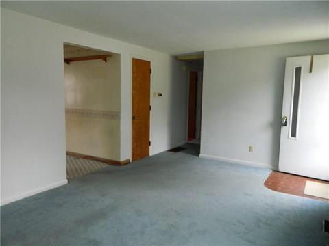 1049 Westmont Dr, Springfield, OH 45503 photo 8