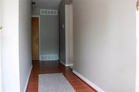 3382 Heatherwood, Springfield, OH 45503 photo 5