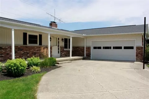 3382 Heatherwood, Springfield, OH 45503 photo 2