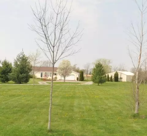 5855 Selma Pike, Springfield, OH 45502 photo 1