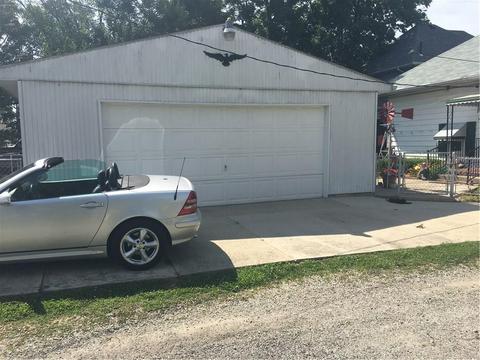 1015 W Columbia St, Springfield, OH 45504 photo 8