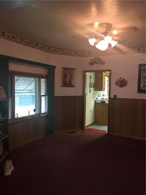1015 W Columbia St, Springfield, OH 45504 photo 4