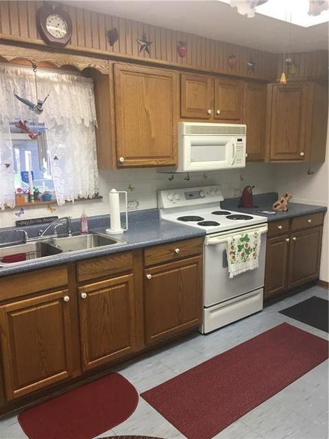 1015 W Columbia St, Springfield, OH 45504 photo 6