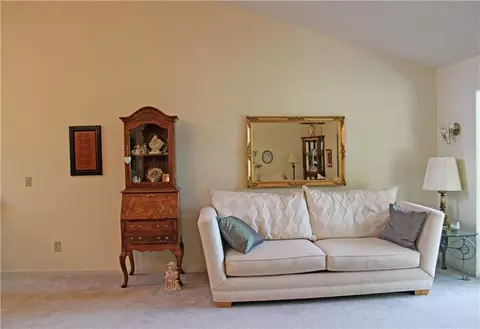 1771 Golfview Dr #..., Springfield, OH 45502 photo 9