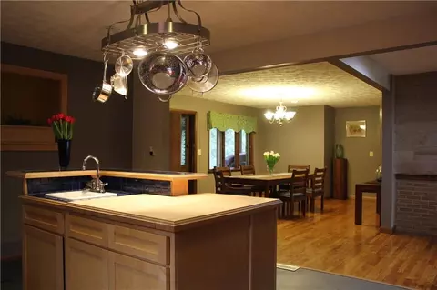 781 S Broadmoor Blvd, Springfield, OH 45504 photo 8