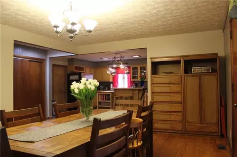 781 S Broadmoor Blvd, Springfield, OH 45504 photo 7