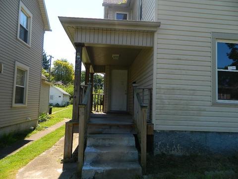 908-910 Oak St, Springfield, OH 45505 photo 2