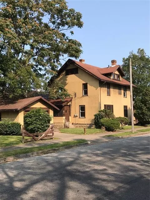 401 W Liberty St, Springfield, OH 45506 photo 2