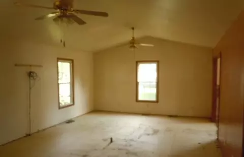 521 N Liberty St, Ada, OH 45810 photo 5