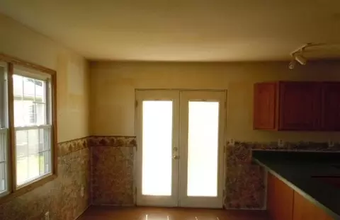 521 N Liberty St, Ada, OH 45810 photo 4