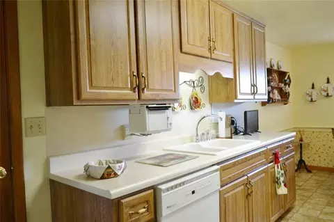 1104 Blithe Rd, Springfield, OH 45503 photo 11