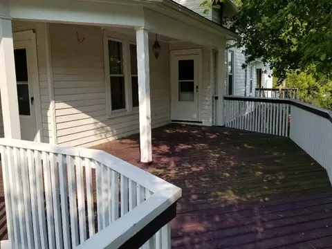 1960 S Burnett, Springfield, OH 45505 photo 3