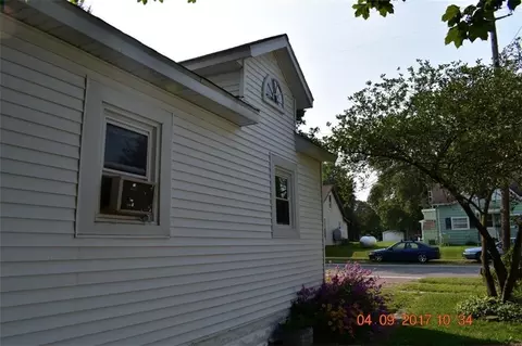 308 W Miami St, De Graff, OH 43318 photo 7