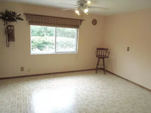 4231 Joy Dr, Enon, OH 45323 photo 10