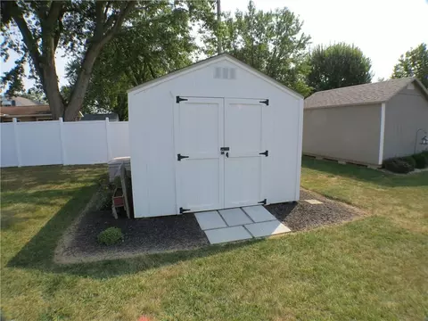 1041 Hemlock St, Celina, OH 45822 photo 5