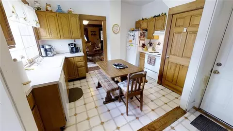 306 E Mccreight Ave, Springfield, OH 45503 photo 17