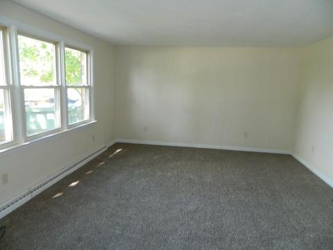 5104 E Ridgewood Rd, Springfield, OH 45503 photo 8