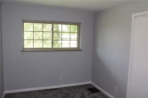 200 Meadow Ln, Springfield, OH 45505 photo 31