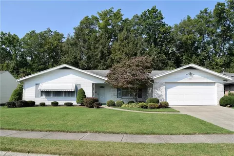 2523 Rebecca Dr, Springfield, OH 45503 photo 1