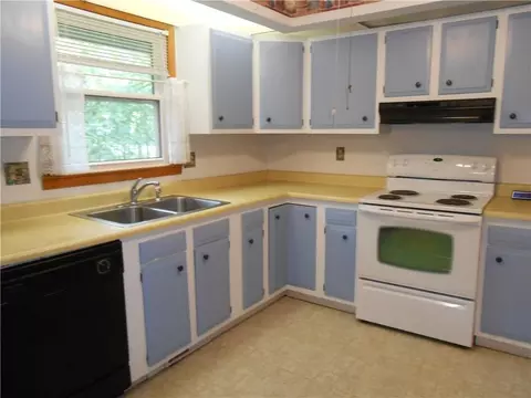 2855 Ash Dr, Springfield, OH 45504 photo 5