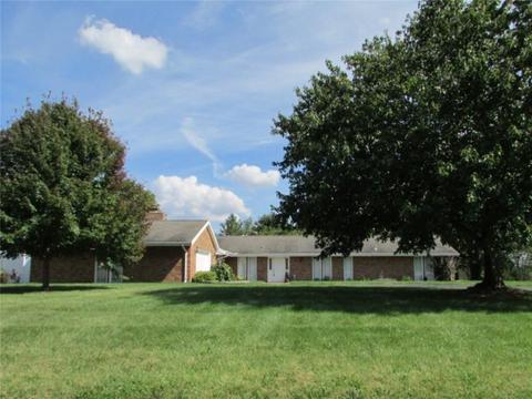 6238 N Plateau Dr, Springfield, OH 45502 photo 2