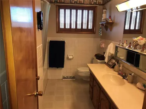 4230 Camelot Dr, Springfield, OH 45503 photo 7