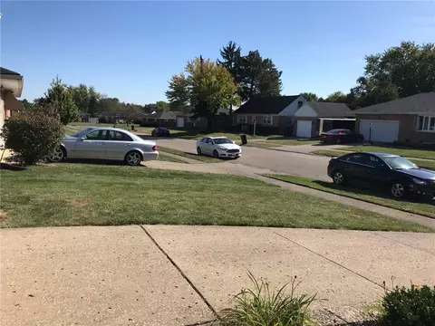 4230 Camelot Dr, Springfield, OH 45503 photo 37