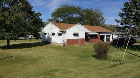 2243 Stowe Dr, Springfield, OH 45505 photo 1