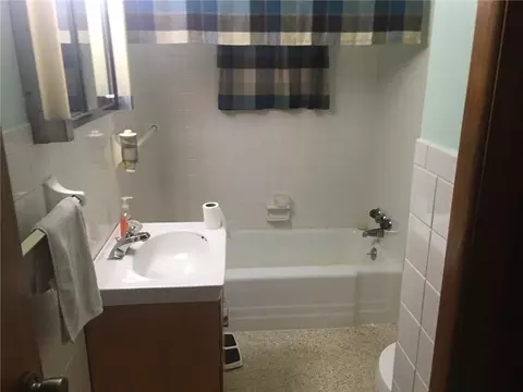 323 E Market St, Mendon, OH 45862 photo 13