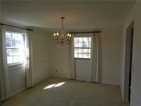 1031 Santa Monica Ave, Springfield, OH 45503 photo 3