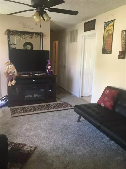 1715 Tarimore Dr, Springfield, OH 45506 photo 3