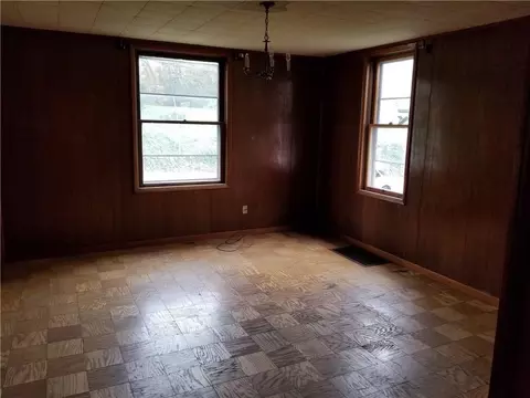 337 E Main St, Piqua, OH 45356 photo 5