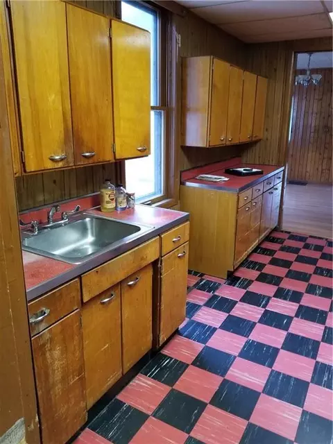 337 E Main St, Piqua, OH 45356 photo 6