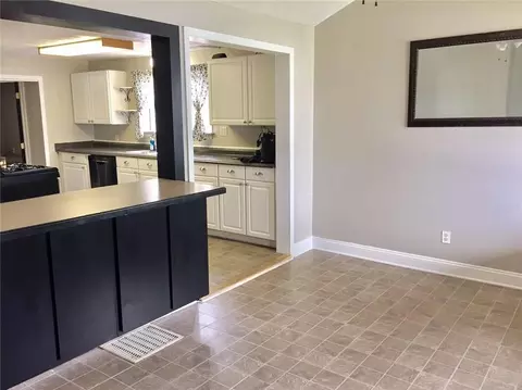 1373 Darwin Ave, Springfield, OH 45504 photo 9