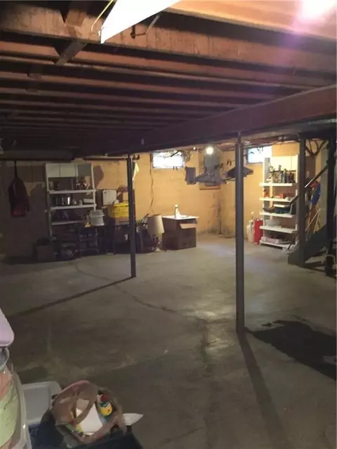 903 Robinson Dr, Springfield, OH 45506 photo 9