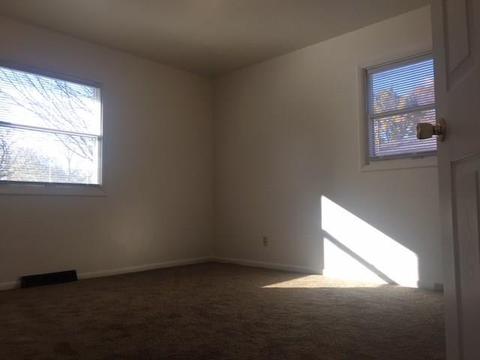 1430 W Sparrow Rd, Springfield, OH 45502 photo 14