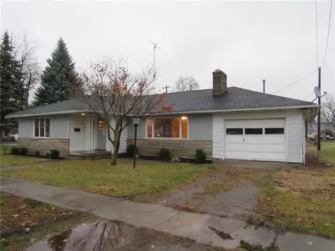 220 N Walnut St, Dunkirk, OH 45836 photo 1