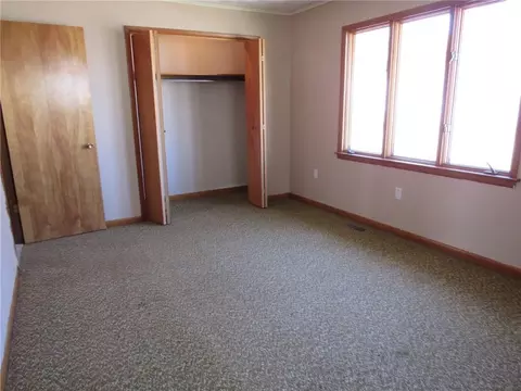 220 N Walnut St, Dunkirk, OH 45836 photo 8