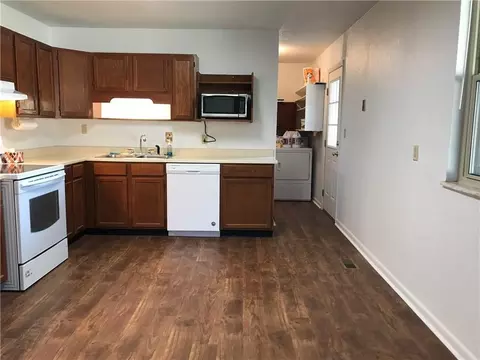 4517 Blough Dr, Enon, OH 45323 photo 7