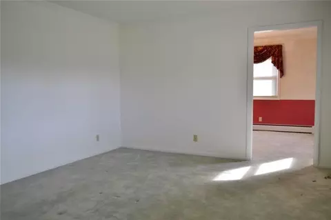 412 Holiday Dr, Springfield, OH 45505 photo 6