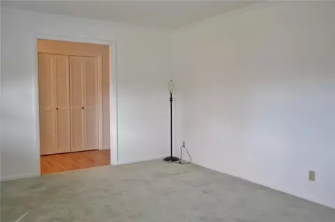 412 Holiday Dr, Springfield, OH 45505 photo 7