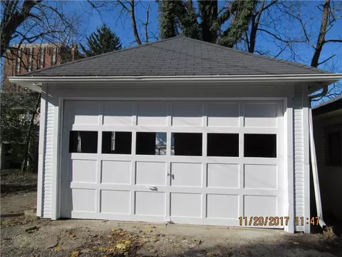 960 Woodlawn Ave, Springfield, OH 45504 photo 2