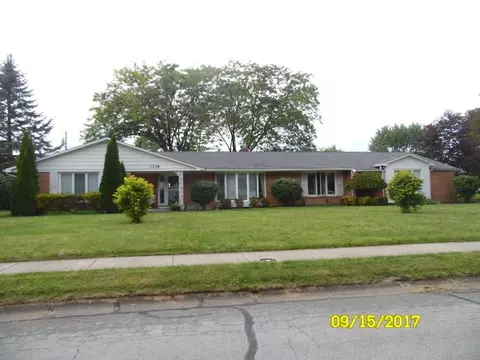 1738 Letitia Dr, Sidney, OH 45365 photo 1