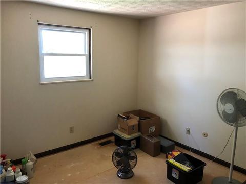 6327 Harvest St, Springfield, OH 45502 photo 9