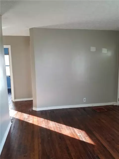 810 E Rose St, Springfield, OH 45505 photo 4